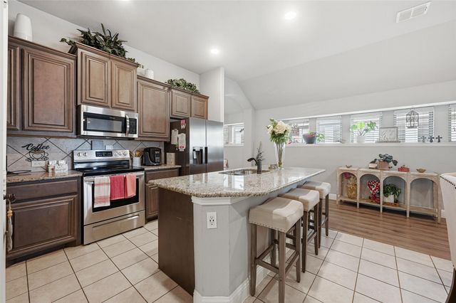 4248 Old Timber Lane, Fort Worth, TX 76036