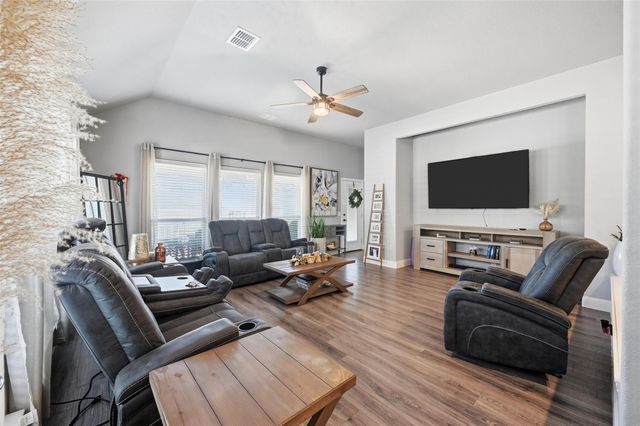 4248 Old Timber Lane, Fort Worth, TX 76036