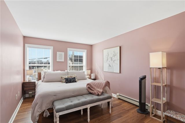 12 Dean Court, Warwick, RI 02889