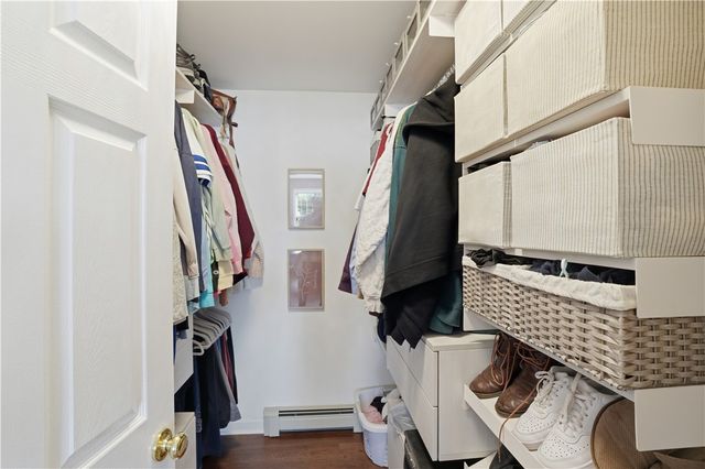 12 Dean Court, Warwick, RI 02889