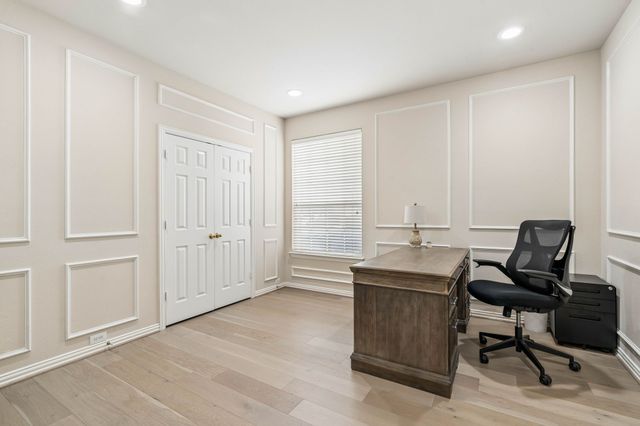 1649 Mcgee Lane, Carrollton, TX 75010