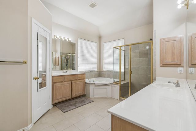 1649 Mcgee Lane, Carrollton, TX 75010