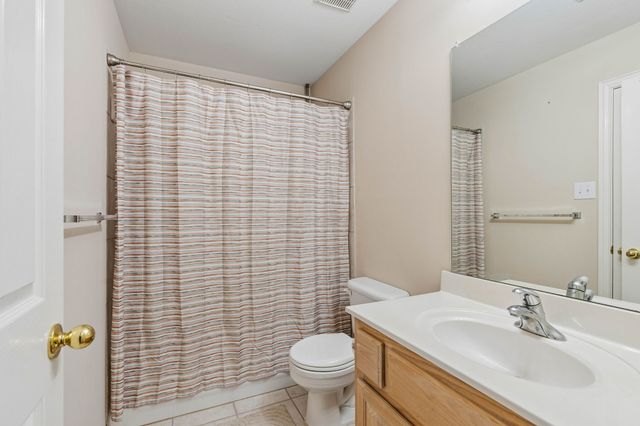 1649 Mcgee Lane, Carrollton, TX 75010