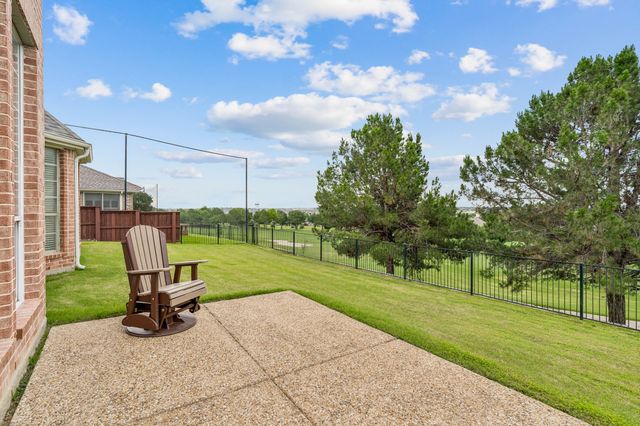 1649 Mcgee Lane, Carrollton, TX 75010