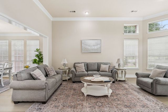 1649 Mcgee Lane, Carrollton, TX 75010