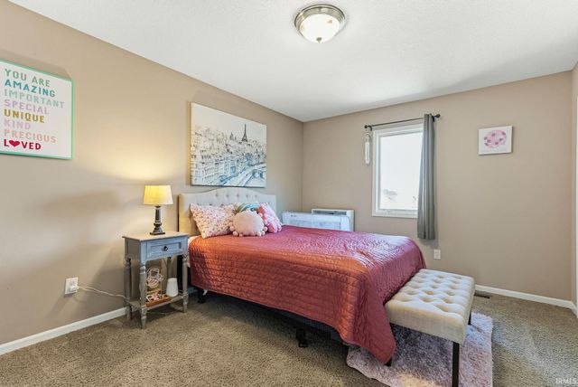 812 Crimson Cove, Fort Wayne, IN 46845