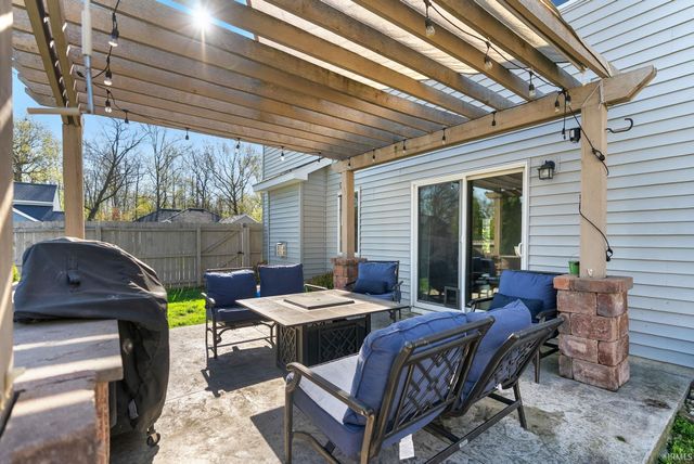 812 Crimson Cove, Fort Wayne, IN 46845