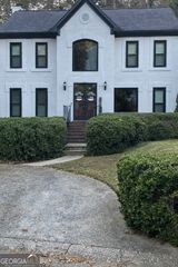 232 Eton Court SE, Mableton, GA 30126