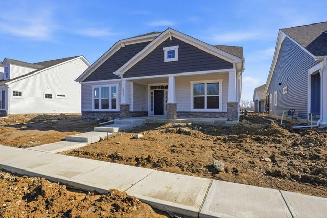 4545 Corsican Loop E, Hilliard, OH 43026
