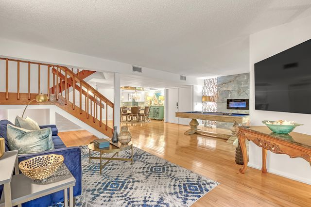 1100 Surf Road 104, West Palm Beach, FL 33404