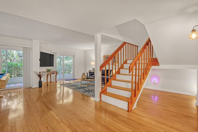 1100 Surf Road 104, West Palm Beach, FL 33404