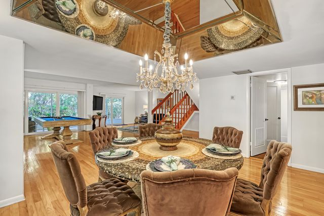 1100 Surf Road 104, West Palm Beach, FL 33404