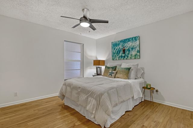 1100 Surf Road 104, West Palm Beach, FL 33404