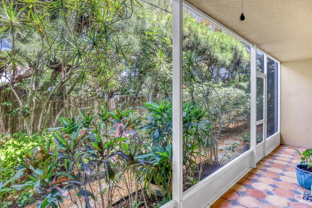 1100 Surf Road 104, West Palm Beach, FL 33404