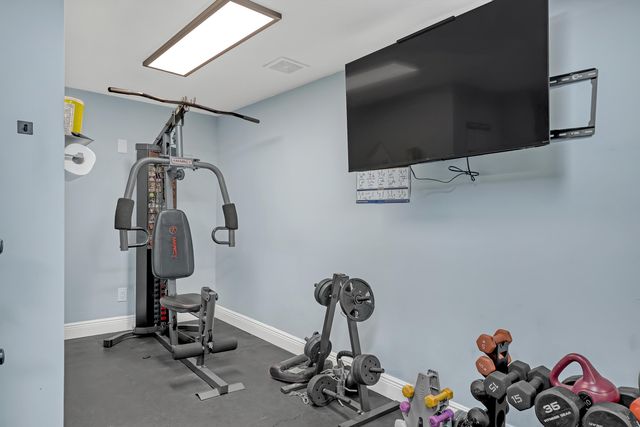 1100 Surf Road 104, West Palm Beach, FL 33404