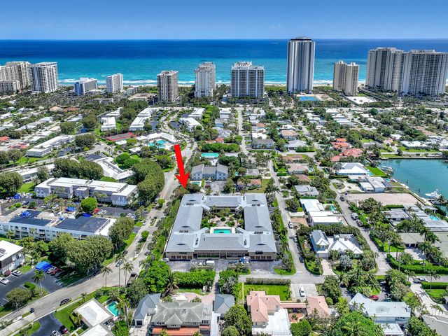 1100 Surf Road 104, West Palm Beach, FL 33404