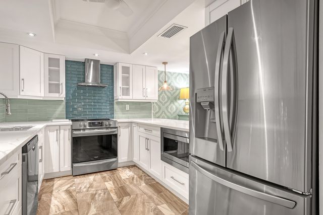 1100 Surf Road 104, West Palm Beach, FL 33404