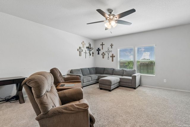 13003 HEATHERS REEF, St Hedwig, TX 78152
