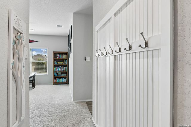 13003 HEATHERS REEF, St Hedwig, TX 78152