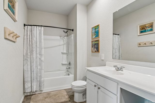 13003 HEATHERS REEF, St Hedwig, TX 78152