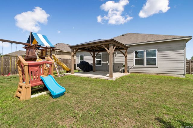 13003 HEATHERS REEF, St Hedwig, TX 78152