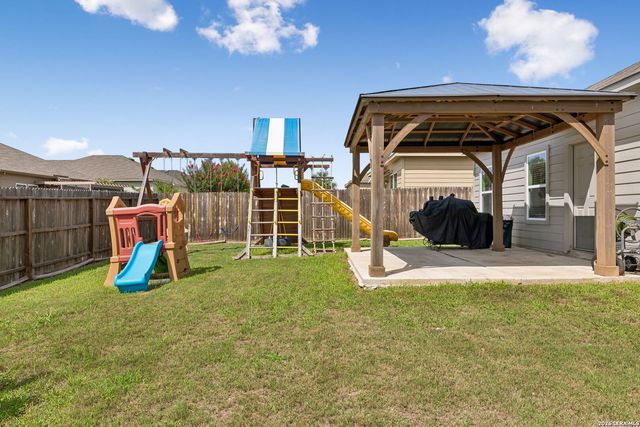 13003 HEATHERS REEF, St Hedwig, TX 78152