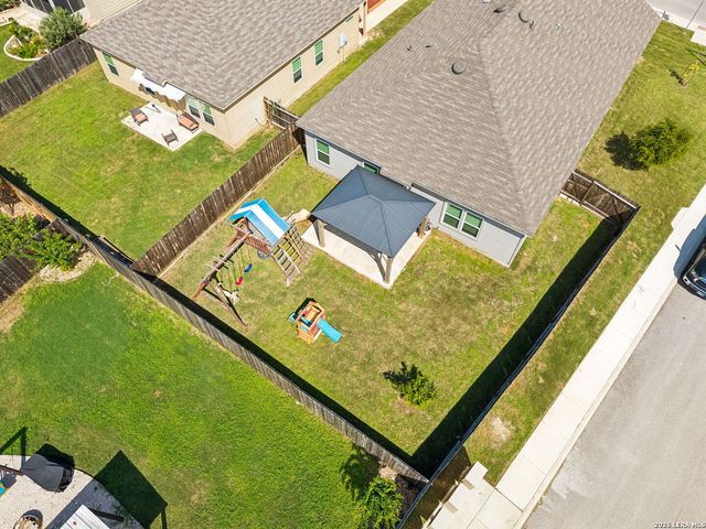 13003 HEATHERS REEF, St Hedwig, TX 78152