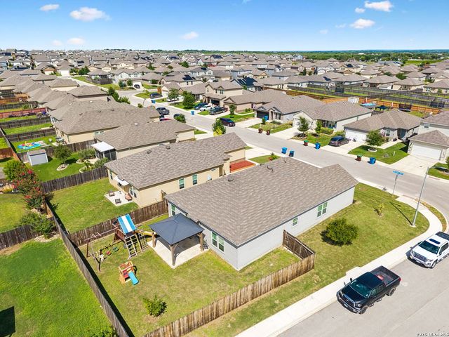 13003 HEATHERS REEF, St Hedwig, TX 78152