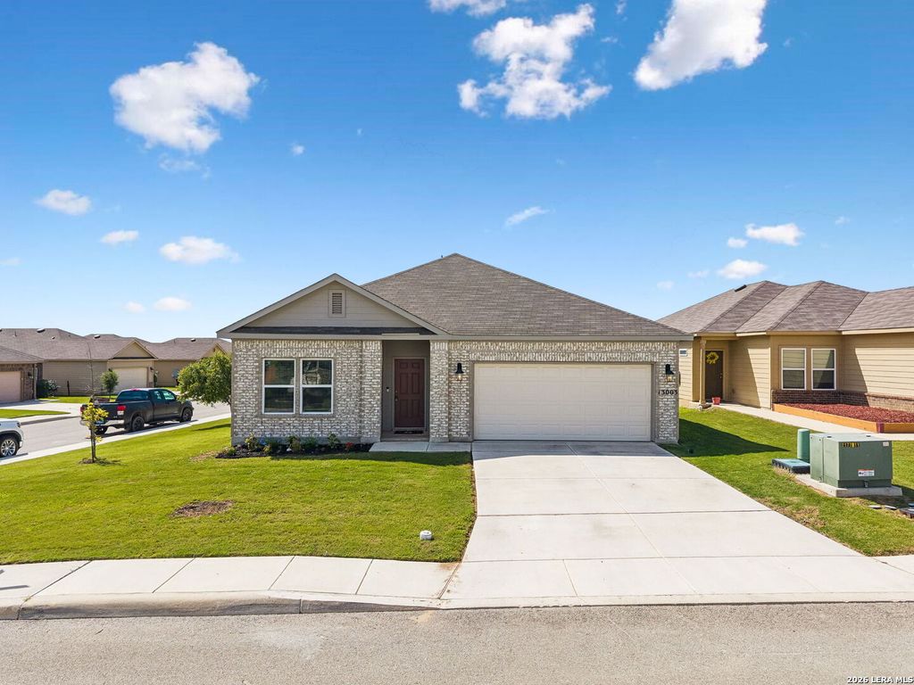 13003 HEATHERS REEF, St Hedwig, TX 78152