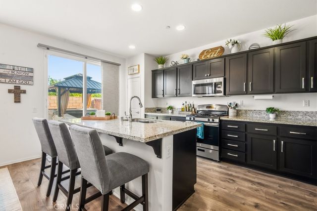 8276 Camino Alto Drive, Riverside, CA 92504