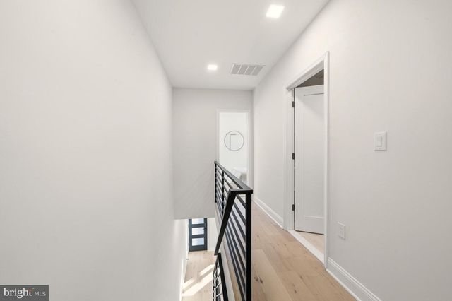 1011 EMILY ST, Philadelphia, PA 19148