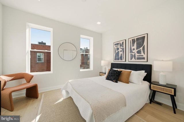 1011 EMILY ST, Philadelphia, PA 19148