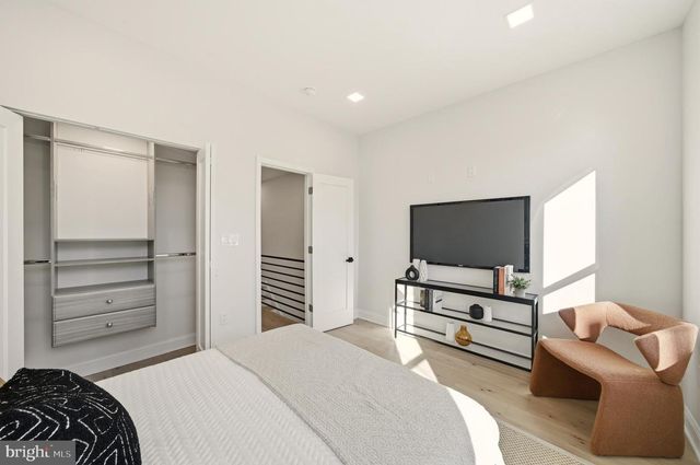 1011 EMILY ST, Philadelphia, PA 19148