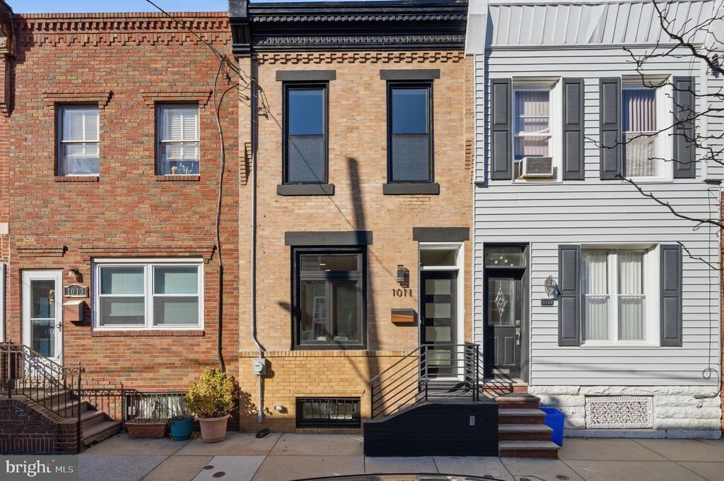 1011 EMILY ST, Philadelphia, PA 19148
