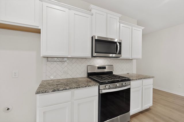 430 Forestridge Drive, Fate, TX 75087