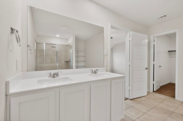 430 Forestridge Drive, Fate, TX 75087