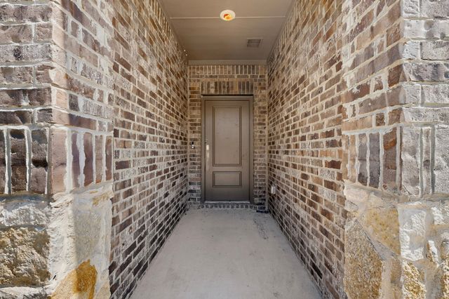 430 Forestridge Drive, Fate, TX 75087