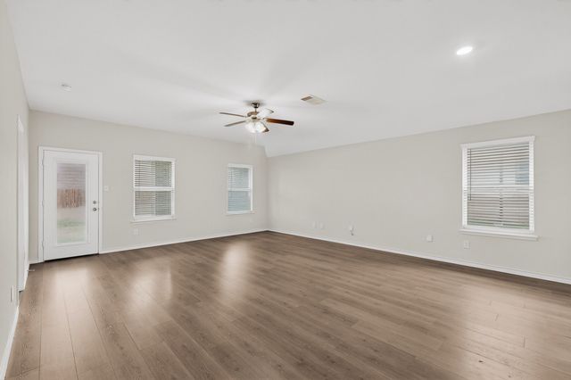 430 Forestridge Drive, Fate, TX 75087