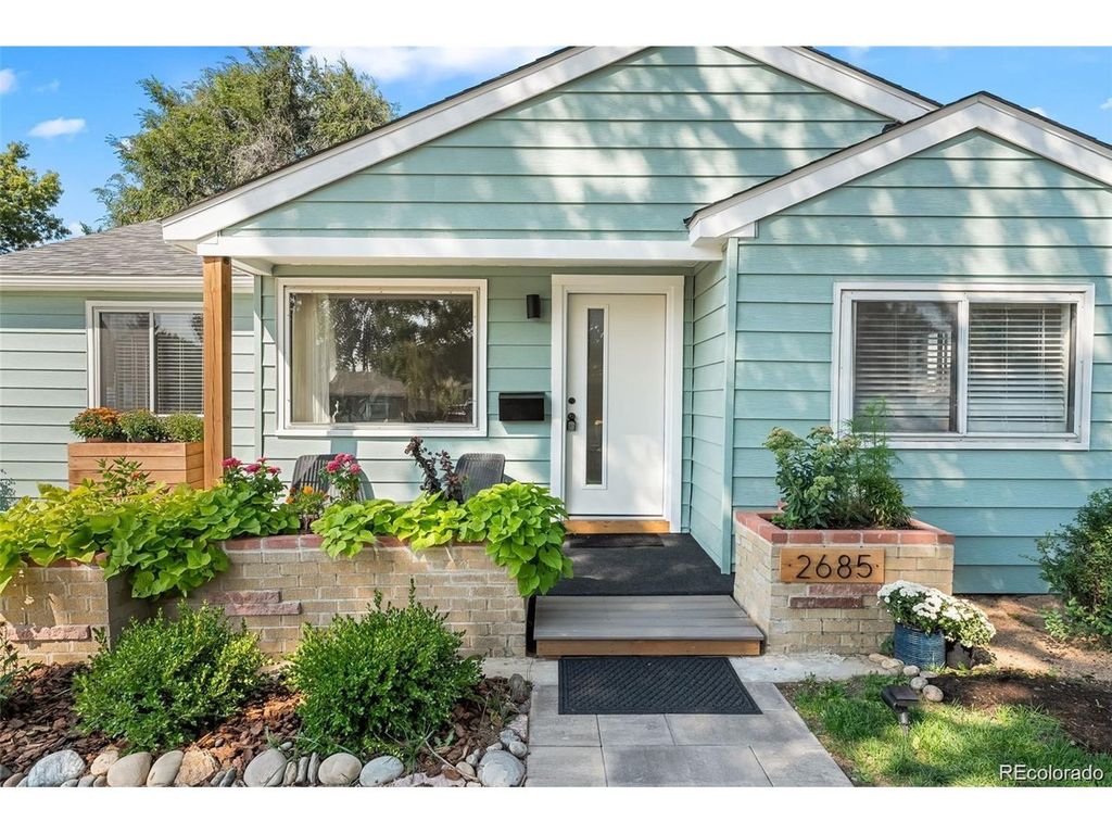 2685 Gray St, Wheat Ridge, CO 80214