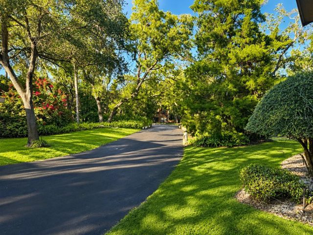 1503 LENNOX ROAD E 1503, Palm Harbor, FL 34683