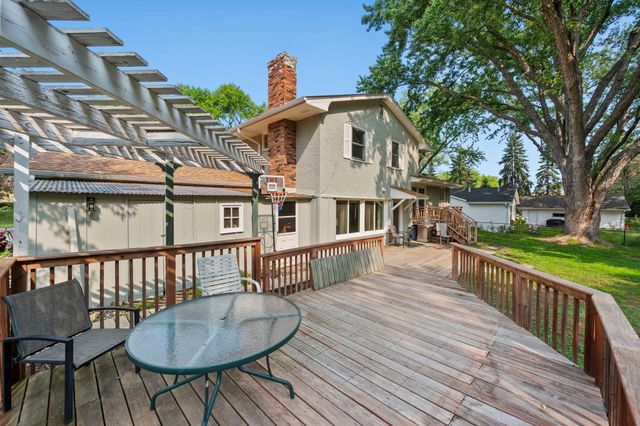 3704 Glen Oaks Avenue, White Bear Lake, MN 55110