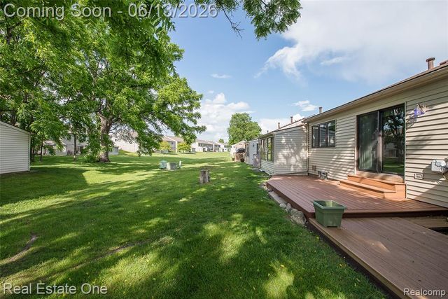 62292 Yorktown Drive 2, South Lyon, MI 48178