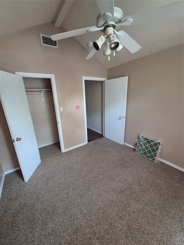 1719 W Parnell Street, Denison, TX 75020