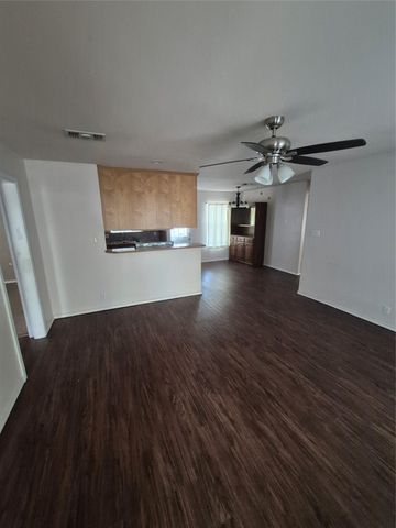 1719 W Parnell Street, Denison, TX 75020