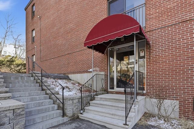 10 Wrentham Rd 308, Worcester, MA 01602