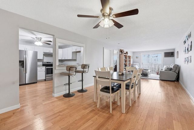 10 Wrentham Rd 308, Worcester, MA 01602