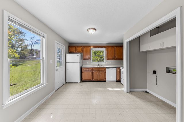 133 E St, Clarksville, TN 37042