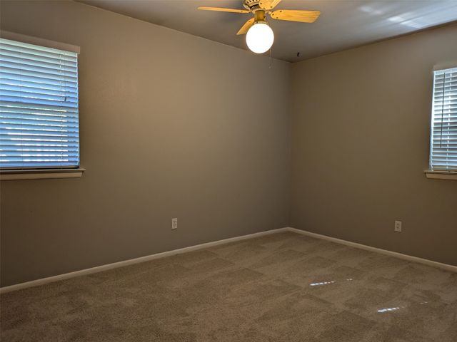 411 Baylor Drive, Arlington, TX 76010