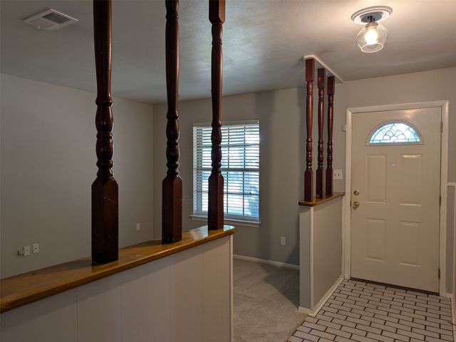 411 Baylor Drive, Arlington, TX 76010