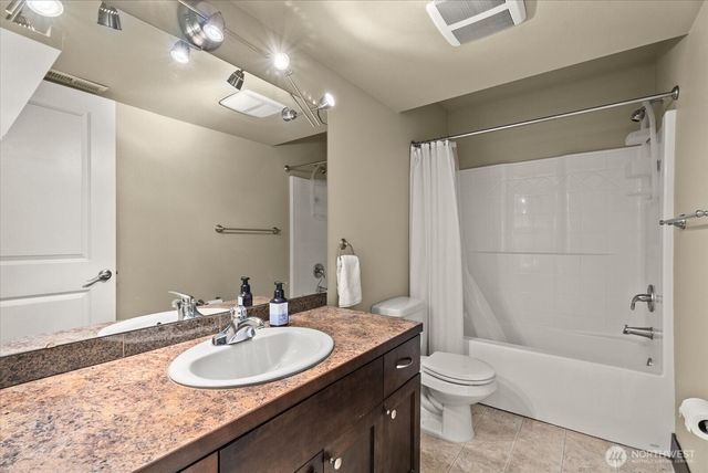 1357 Elma Place NE, Renton, WA 98059
